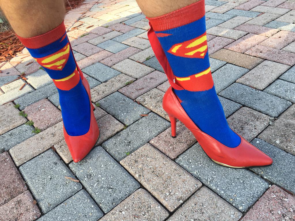 carnolddesigns's tweet image. .@shipperpete of the .@TheUPSStore gets ready for #WalkAMileInHerShoes in#FortPierce. Begins at 10am. #tcpalmsocial