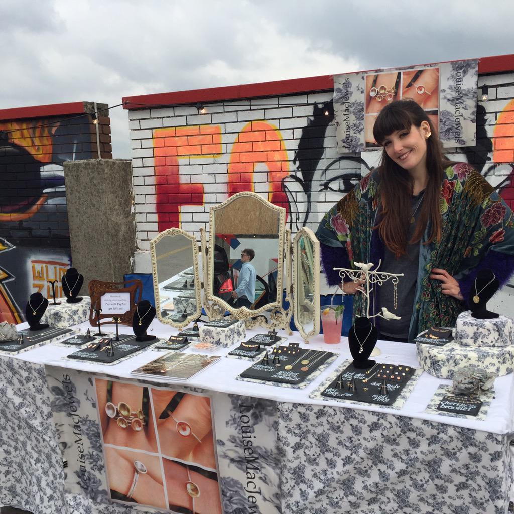 LLMJewellery's tweet photo. @StoreysLondon rooftop venue with street food, bars, art, DJs and fashion and SUNSET! http://t.co/AfXESyoJdq http://t.co/N2l3pQ4lnZ