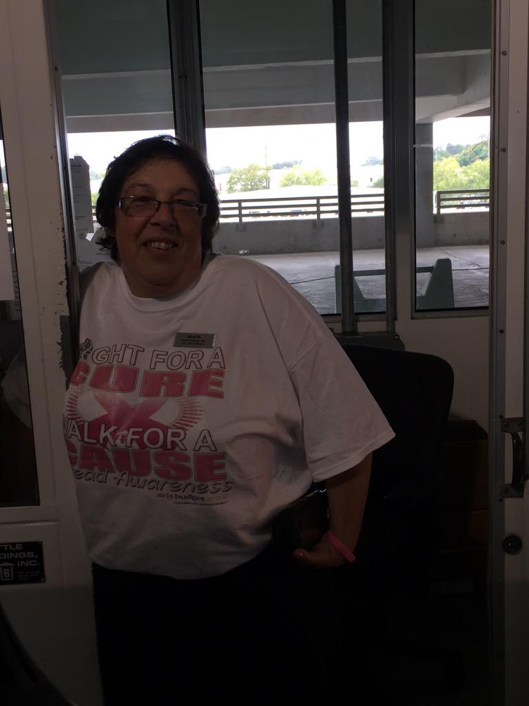 ABG_MSYCARES's tweet photo. Mrs. Maria Supporting Breast Cancer at work 🎀 @GoAvisBudget @LindseyGordon17 #abgGoesPink http://t.co/4xx8GRmAJ3