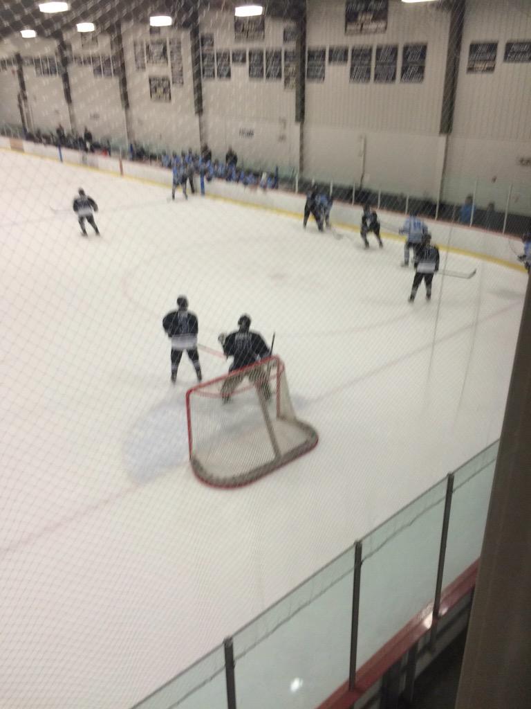 <a href="/BostonAdvantage/">Boston Advantage</a> v <a href="/COTbirds/">Tbirds Hockey</a> scoreless with 10 left in the 2nd #njshowcase #t1ehl #u18