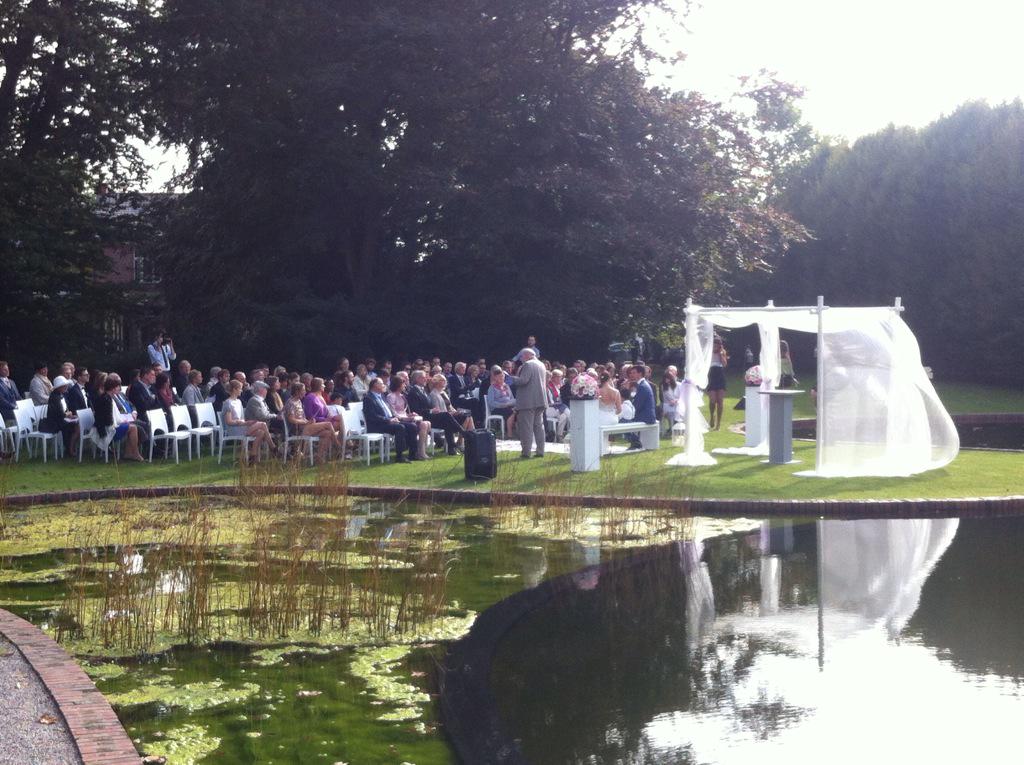 EventHouse1's tweet image. Wie wenst er zo niet te trouwen? #trouwen #wedding #brugge #ichtegem