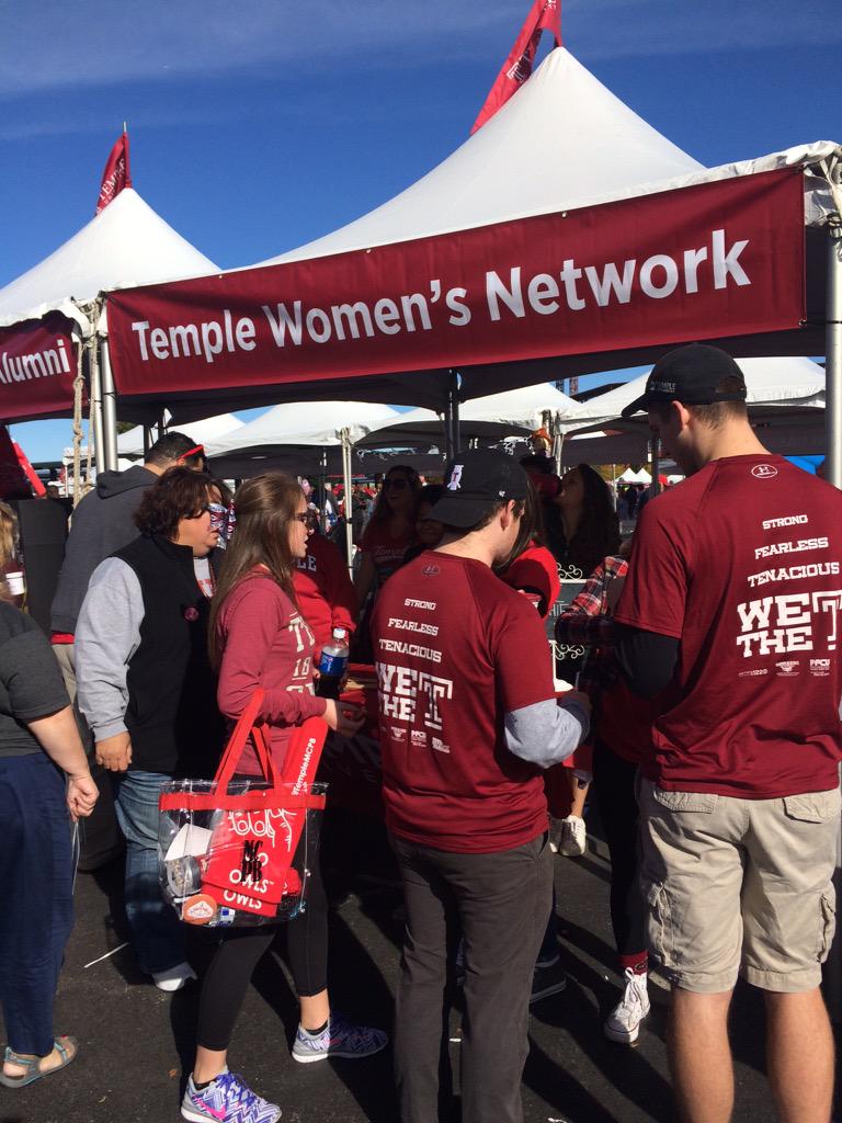 jesslaw's tweet photo. #MostPopularTable @TempleWomen #TempleHC15 http://t.co/dNPCUYTcaG