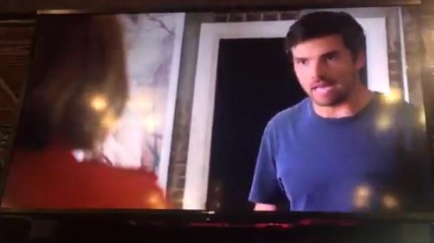 PIImexico's tweet image. Reencuentro Ezria #PLL6B 
Lucy😂😂😂