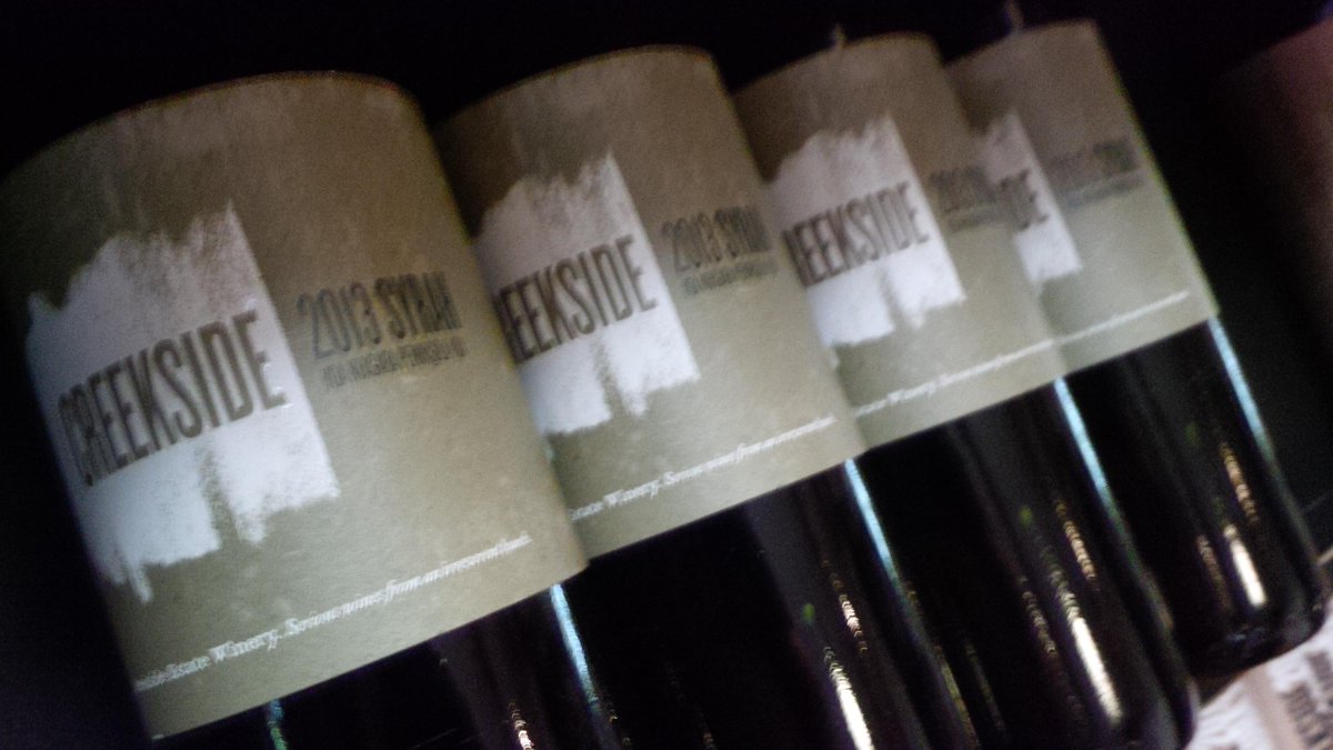 CreeksideWine's tweet photo. This is the last weekend to get our Syrah on the cheap! Just $14.95 @LCBO until Monday. #tastelocal #Syrahvolution http://t.co/lhtfZUXizH