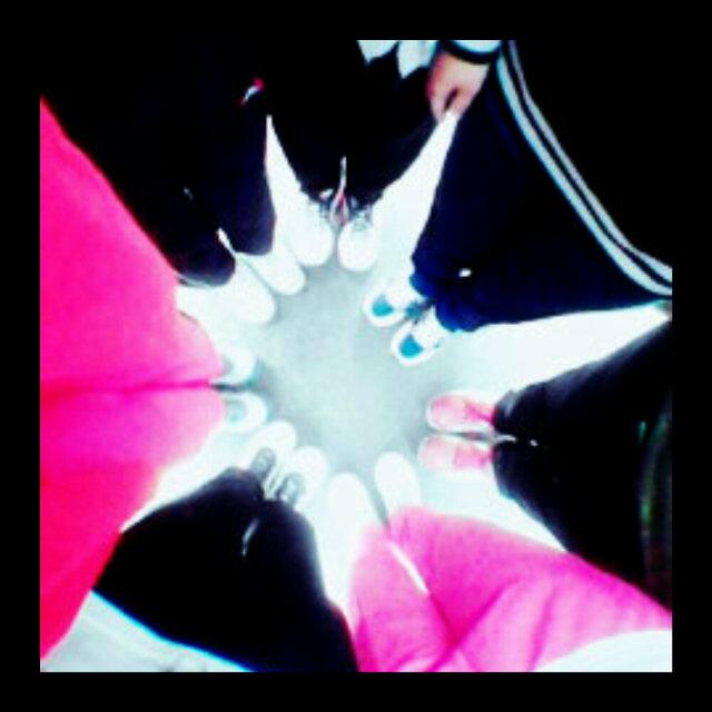 TriskaAprilia5's tweet photo. #jalanSehat#morning#17#agustus#happy#kartar#bandar#lastpost#sepatu#star#sejuk#girl#selfi#Photography :) (y) http://t.co/qnPOemNAii