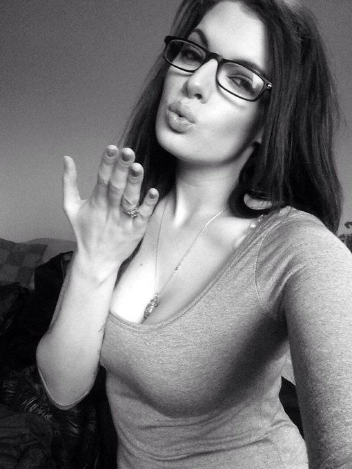 Have a great day everyone! Xo http://t.co/Jdris5wyfL<a href="/tag/mirrormonday"class="tags"><span>#mirrormonday</span></a>