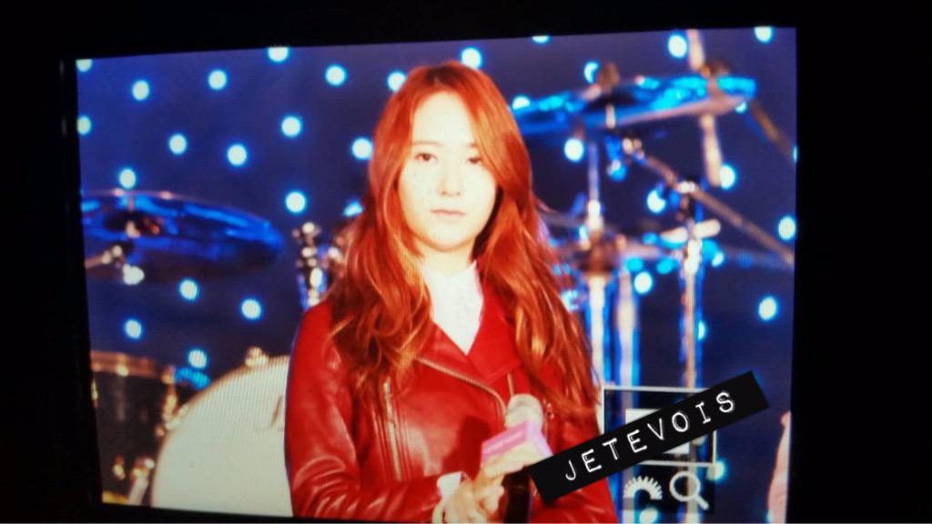 Jetevoisz's tweet photo. 151010 Soojung http://t.co/Ftp4pMXTqI