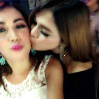 SalonButet's tweet photo. Adegan ciuman http://t.co/TKeXrVZwwv