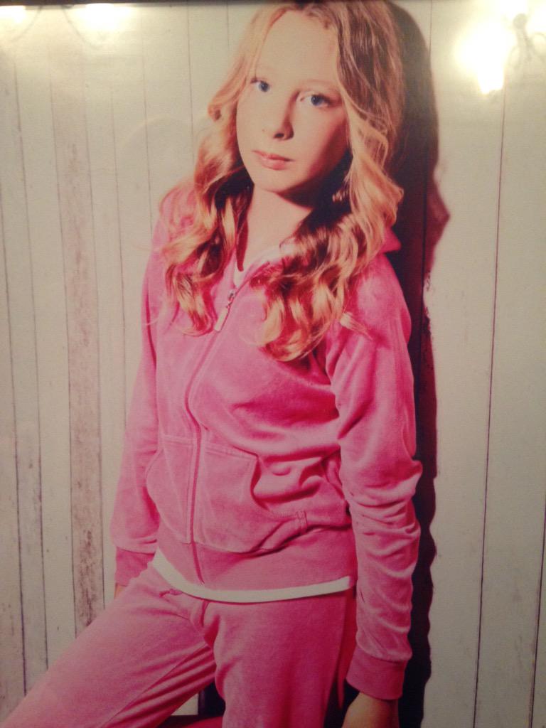 EllaHTopmodel tweet picture