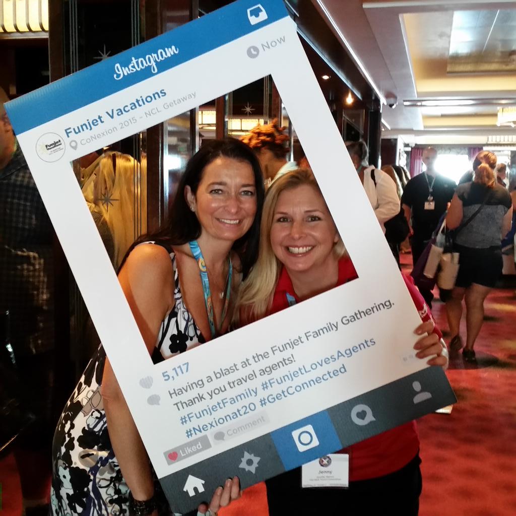 AnytimeTravel_'s tweet photo. Having a great time at my travel conference! 
#funjetfamily # anytimetravel agency http://t.co/0JNdoLFom3