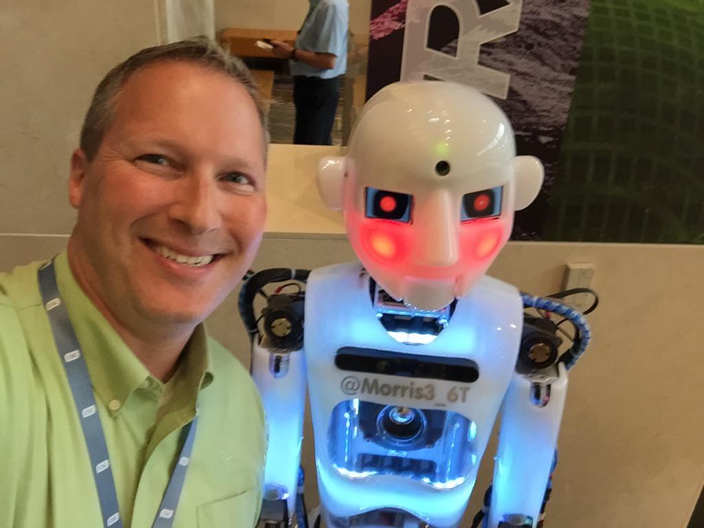 lizardking91's tweet image. Being entertained by @Morris3_6T at #CSCTransform. He&apos;s all fired up now!!@CSC