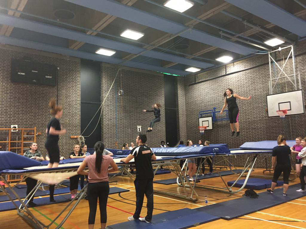 UoB_Gym_Tramp's tweet photo. First taster session's underway! We're in the new gym at Munrow Sports Centre for novice trampolining! @UBSport http://t.co/LGnTVFHsW2