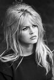  Happy Happy Birthday BRIGITTE BARDOT!  Born today, September 28 in 1934. 