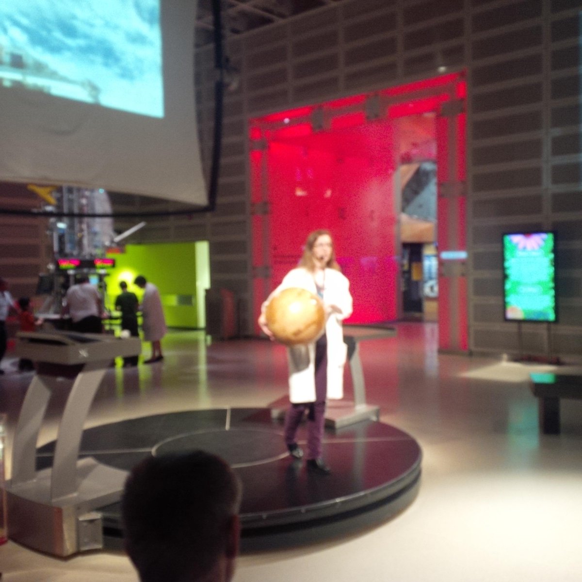 #sciencenow Mars announcement live <a href="/OntScienceCtr/">Ontario Science Centre</a>