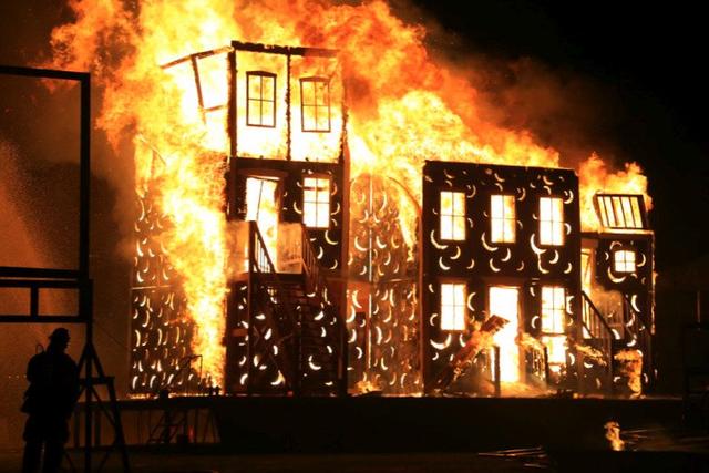 Photos: This Year's Great Chicago Fire Fest Lives Up To The Hype bit.ly/1Lh0HPM