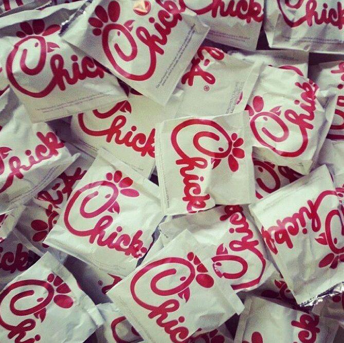 AftonRidgeCFA's tweet photo. Chick-fil-A for days... Is this a dream come true? http://t.co/tINJceZqtj