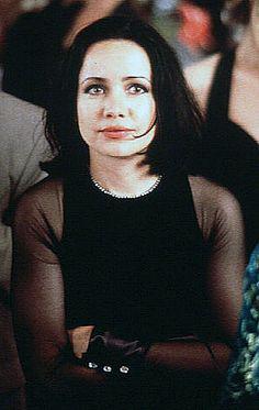   Happy Happy Birthday Janeane Garofalo! Born today, September 28, 1964 