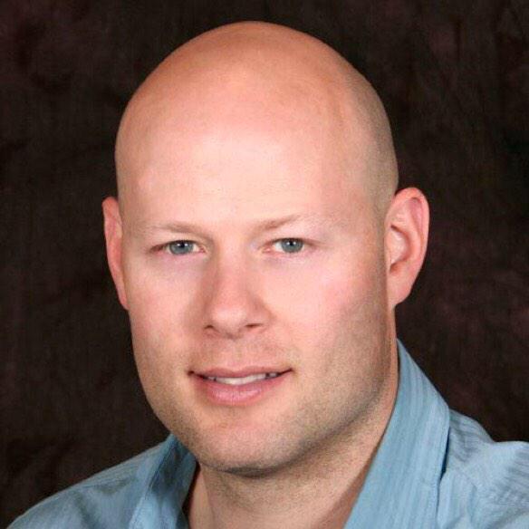 EasyFemale's tweet image. how I think I look with a pony tail vs how I really look 😂😂