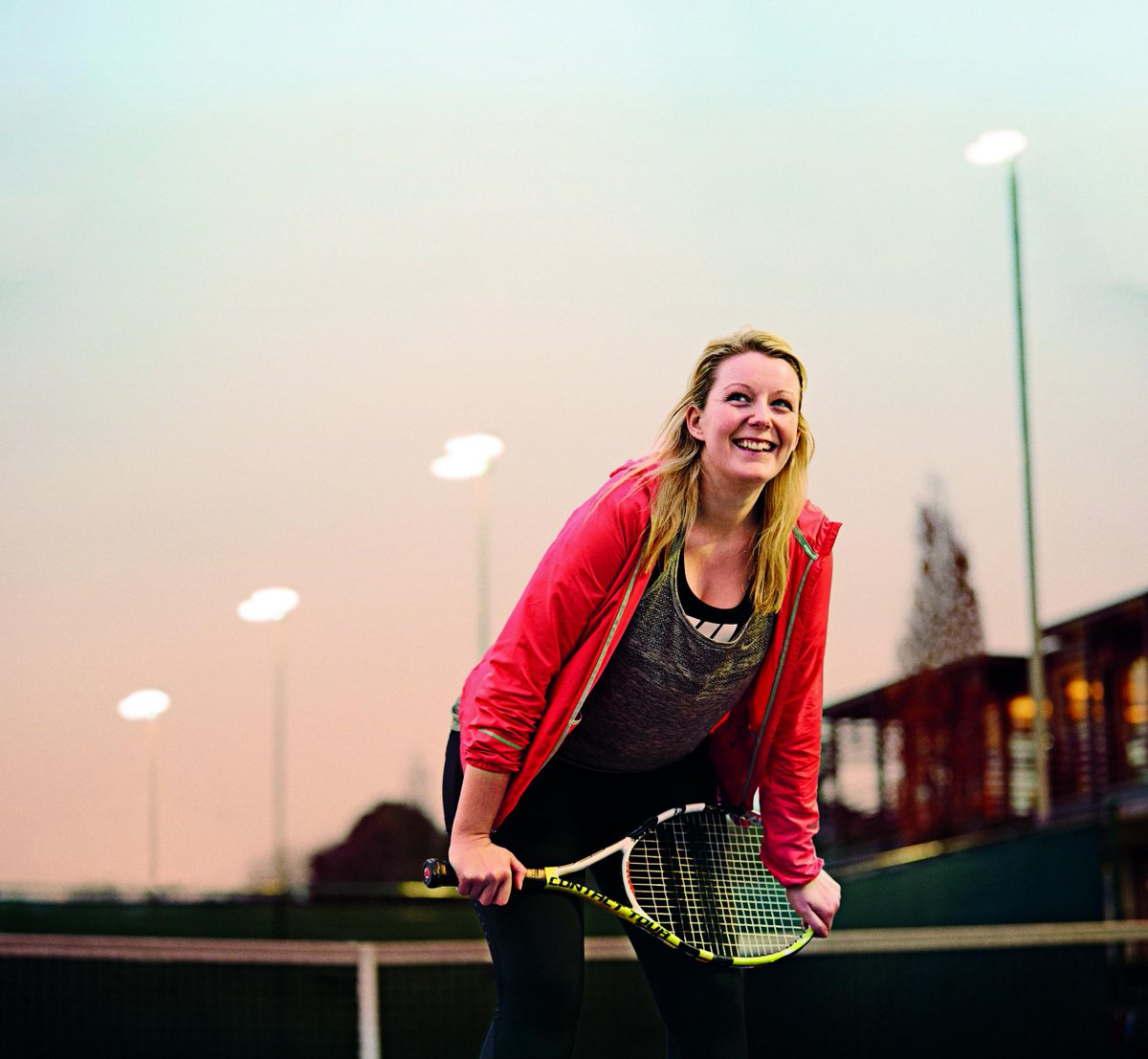 the_LTA's tweet photo. Don't miss the chance to have fun on the court tonight! Book your #TennisTuesdays session now http://t.co/S1ZK7cJZJq http://t.co/y1vUzwQ2kQ