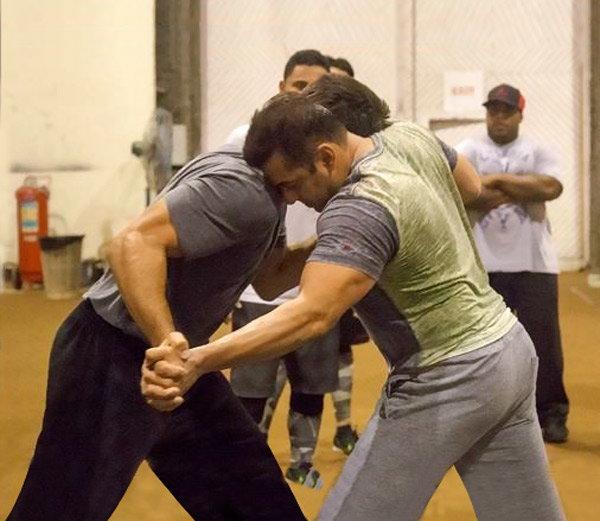 filmilife's tweet photo. 'Sultan' started training for the actor, wrestling, martial arts learning - http://t.co/VNaNQMw3Eb http://t.co/xIdYA7ZUlf