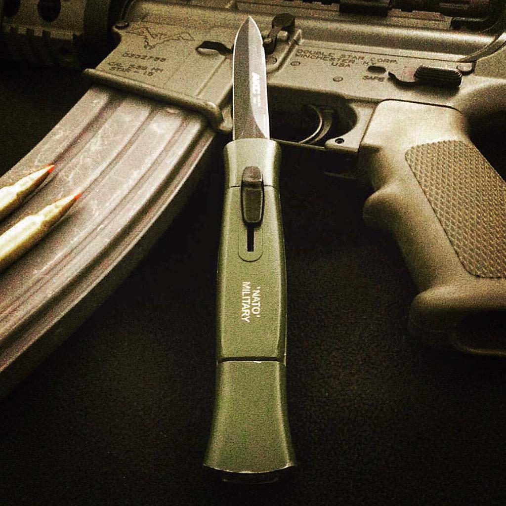 BladesReloaded's tweet photo. AKC Concord. #BladesReloaded 🇺🇸 http://t.co/kwWGhRjfrU
