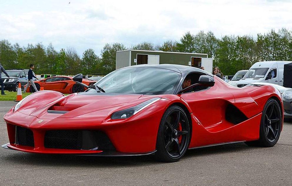 EddiesTPWorld's tweet image. Some nice cars and equally nice numberplates on display at #hypermax on Saturday.