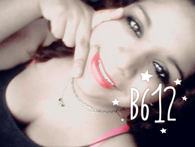 evelynmontser13's tweet image. @alearratia1 Ale pasa la foto y manda saludos a mi hermano Karol Michel que lo kiero mucho de parte de su hermana