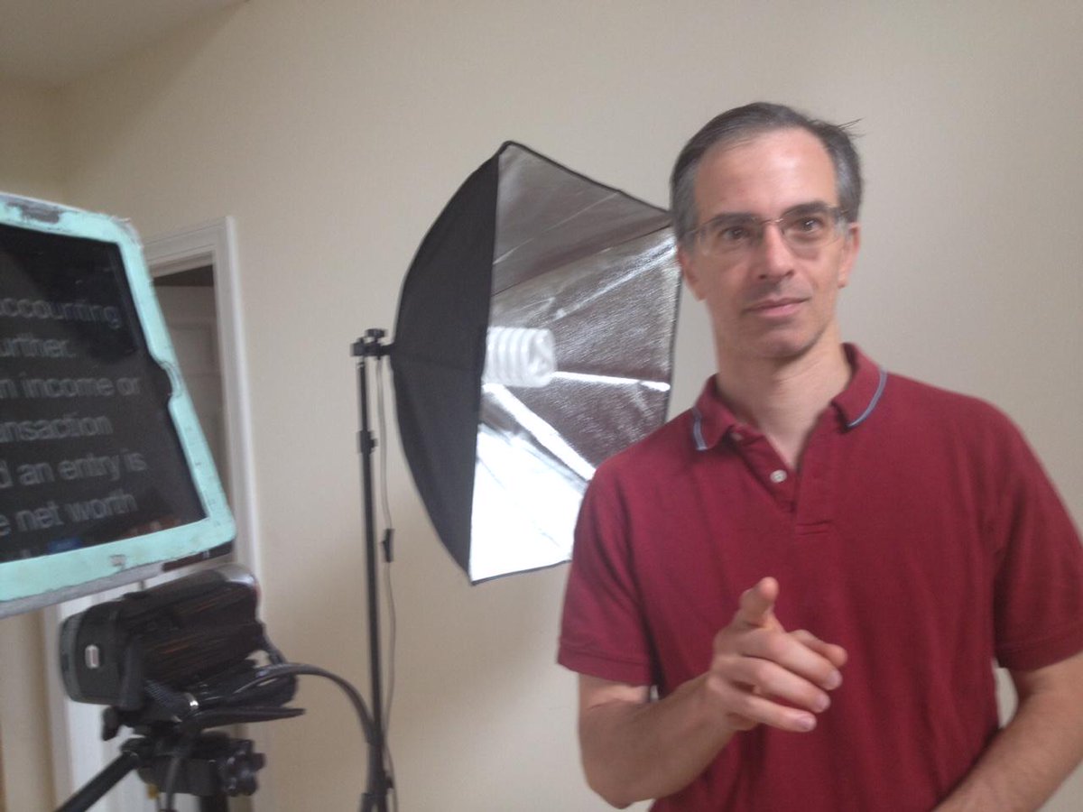 slich's tweet photo. While filming a real estate video, came across a cool iPad teleprompter app. #teleprompter https://t.co/QPCxfmZbd4 http://t.co/QyAJEke3fL