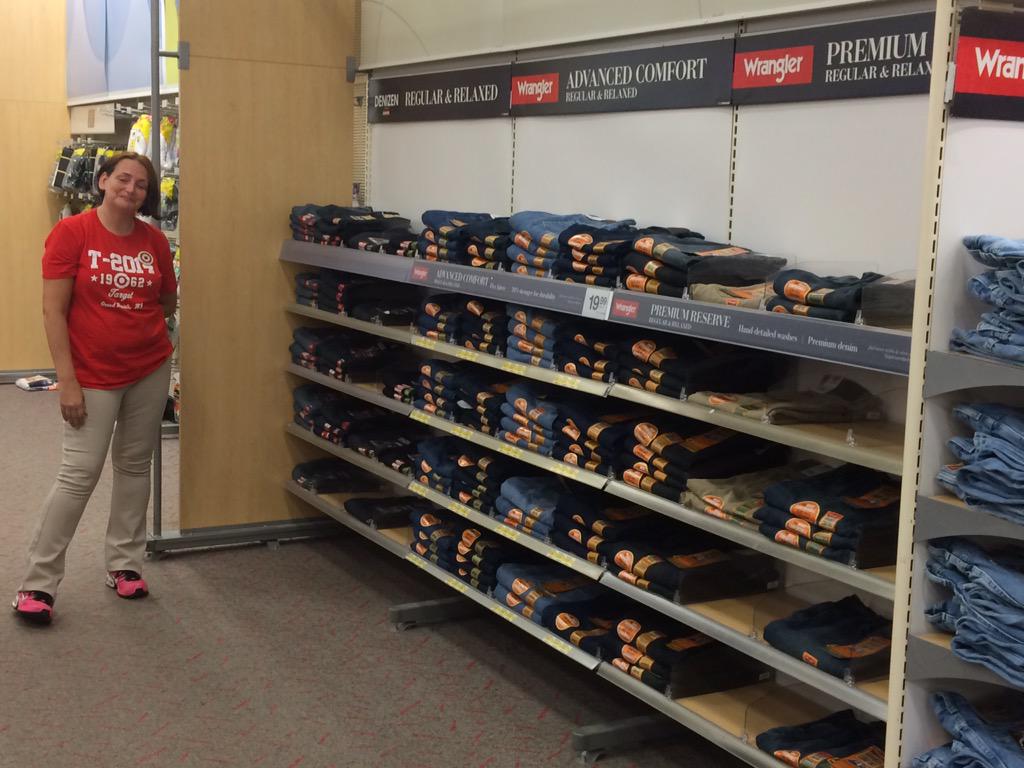 TGT_Tyler's tweet photo. Beautiful Jean walls at 2014 thanks to Tanya! @Rick99858517 @EricRasikas http://t.co/gkyjO3UABN