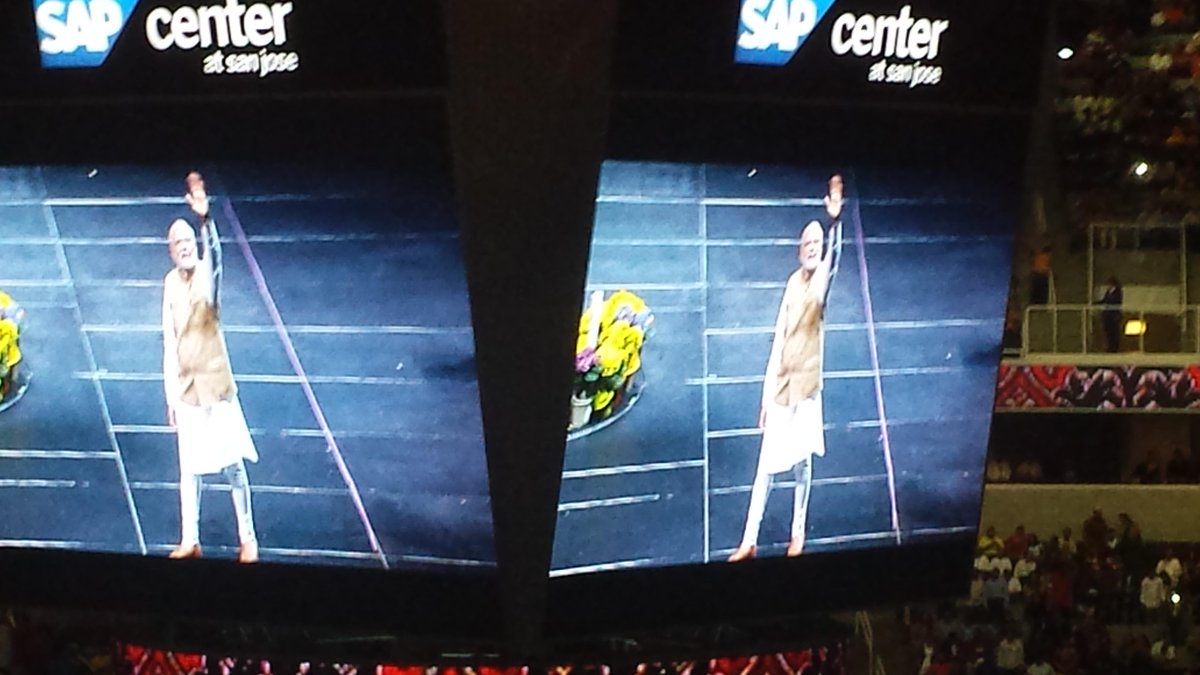 ShailendraIIT87's tweet photo. Hats-off to @narendramodi for visiting Silicon Valley #PMModiInCA, first by a sitting PM in decades. Great event. http://t.co/7AqqzYrDYM