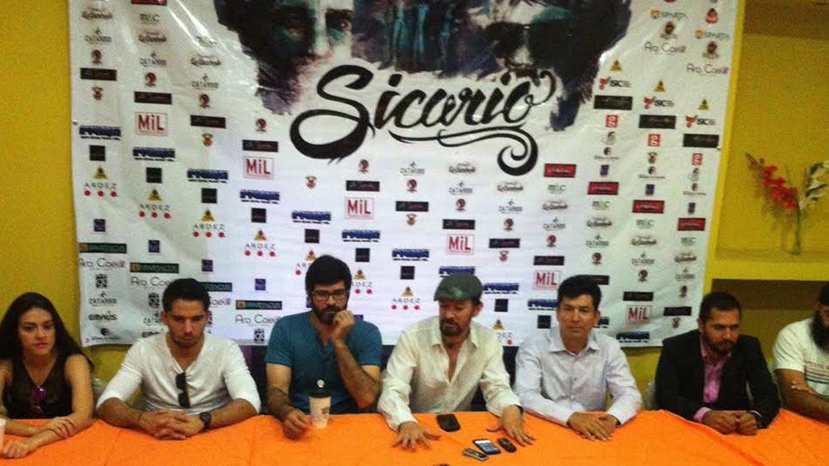 ELDEBATE's tweet photo. Sicario se grabará en Sinaloa http://t.co/jKZn0UEStc http://t.co/LwwIbS17jZ
