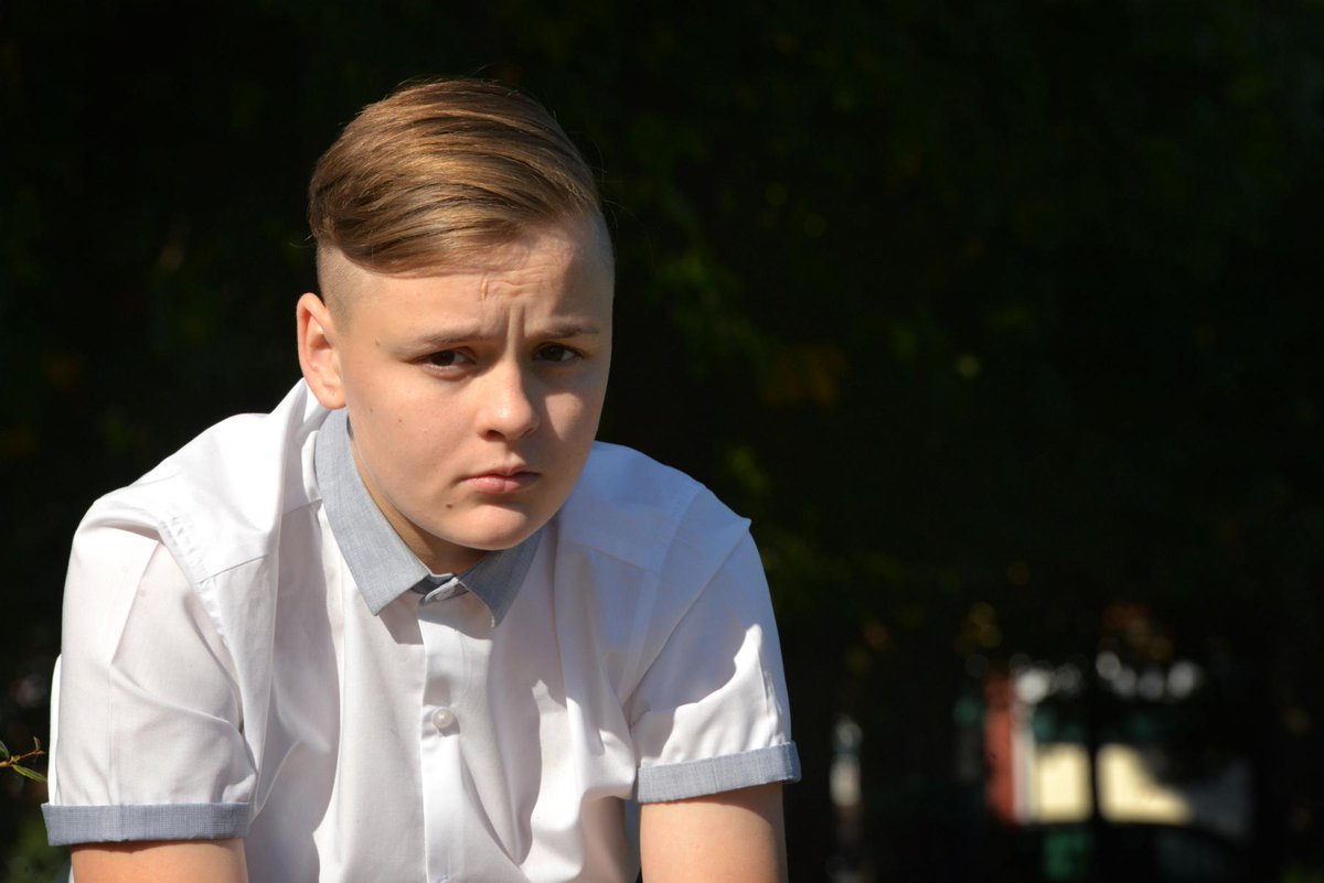 MENnewsdesk's tweet photo. Teenage footballer who nearly died from heart attack needs defibrillator to keep playing
http://t.co/NHoO3yGy6G http://t.co/PogaoX2Vcg