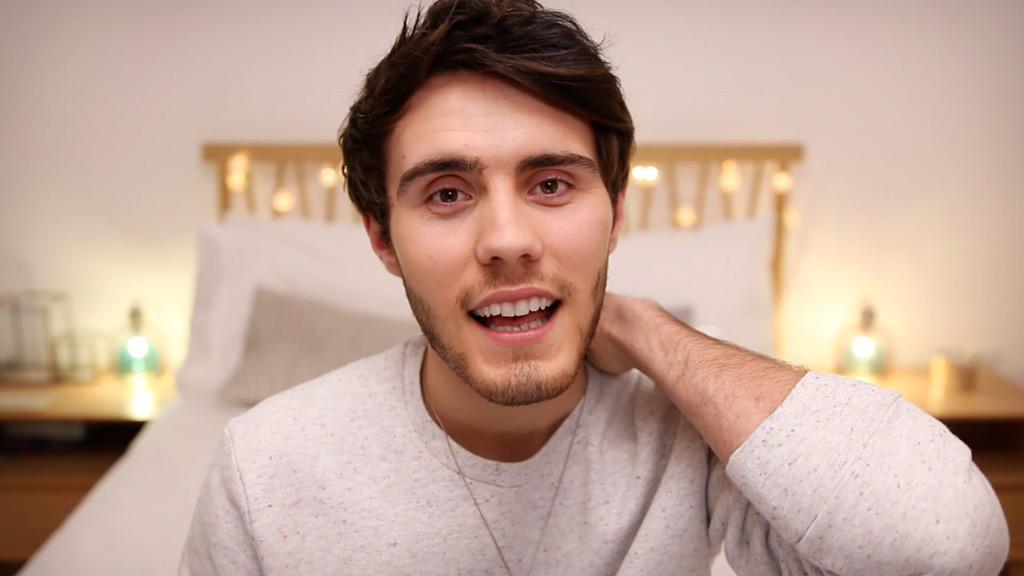 rttyourbae's tweet photo. Alfie Deyes http://t.co/qnm8Ha3XU7