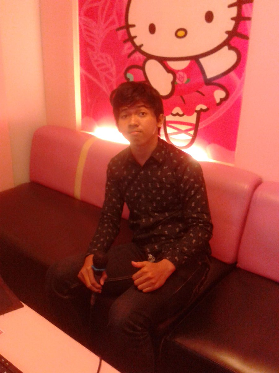 andreboy1996 tweet picture