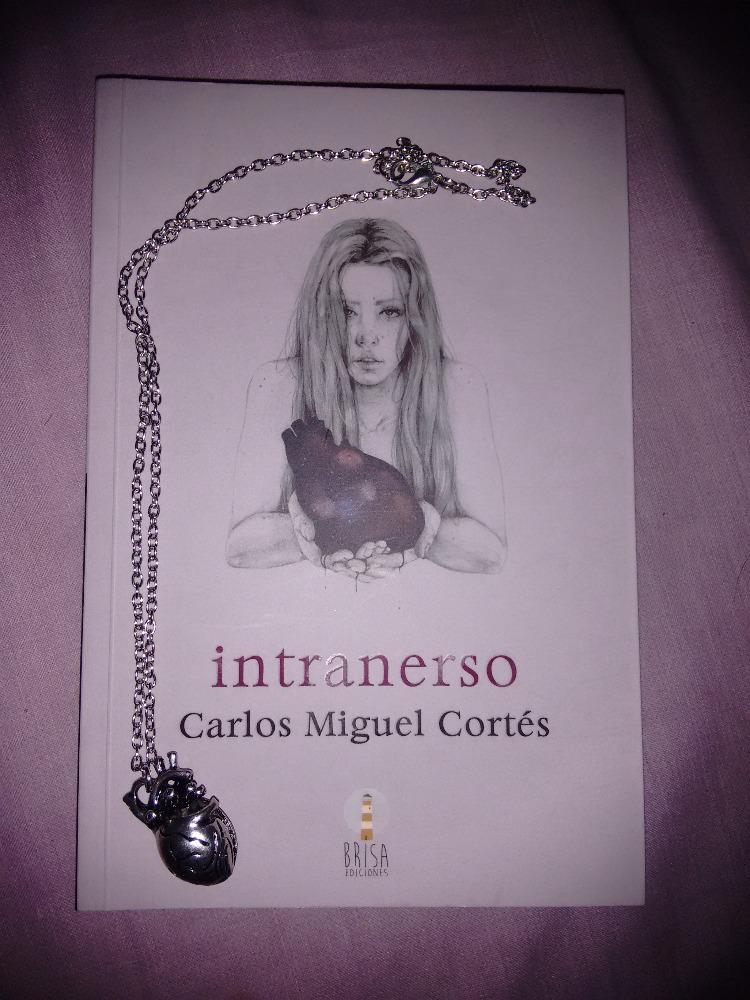 stephruizdv's tweet photo. La combinación perfecta 😘😘😘🙏🙏🙏 💜 @TuristaEnTuPelo @Intranerso #intranerso http://t.co/1aQqCjp2Ma