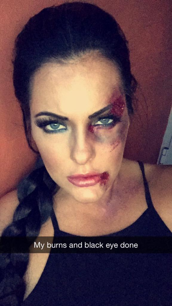 official_roxy's tweet photo. Tomb raider styly #tombraider #laracroft #fx #makeup #makeupbyroxy #makeupartist http://t.co/hFV8HlW0ZR