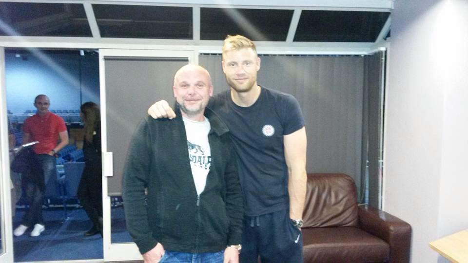 ColinSkipworth's tweet photo. Met this bloke on Sunday night @flintoff11 #legend http://t.co/wvfM21Kdze