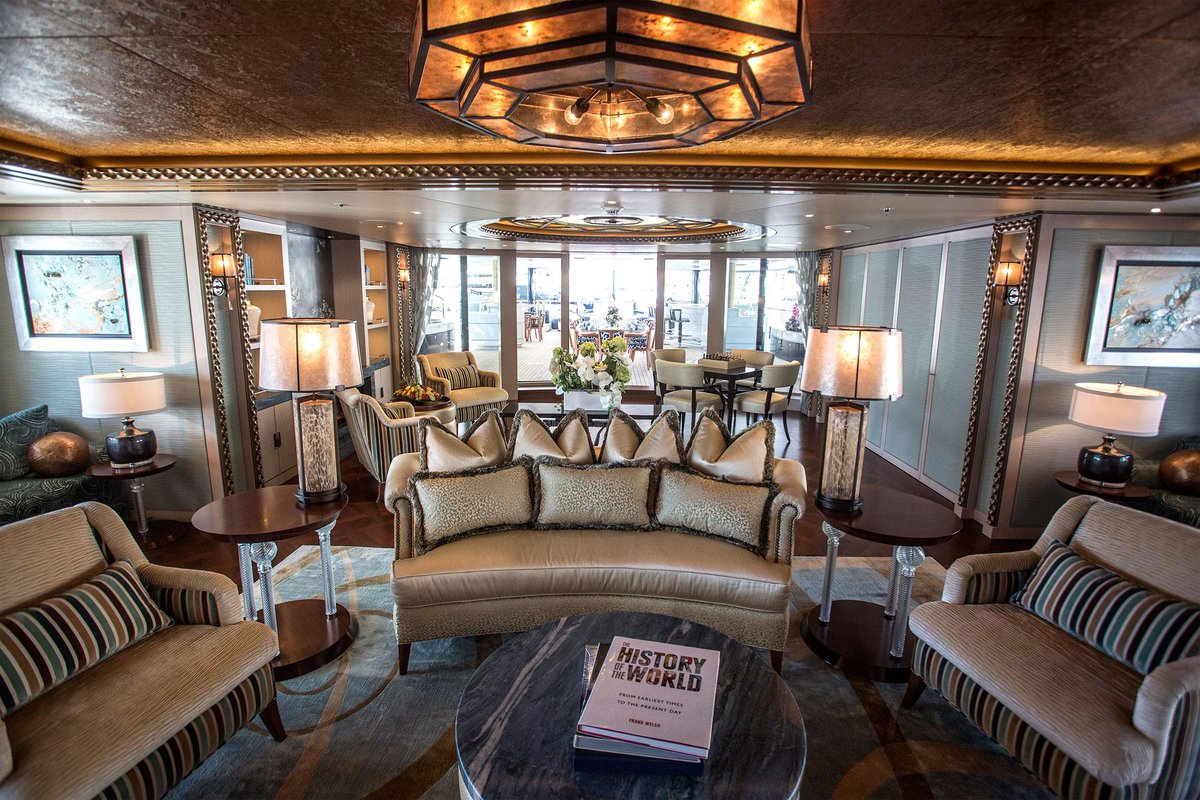 HannahElliott's tweet photo. This yacht costs $1 Million a week to charter: http://t.co/NNdRW2CLLU http://t.co/3ncjvgZh9s