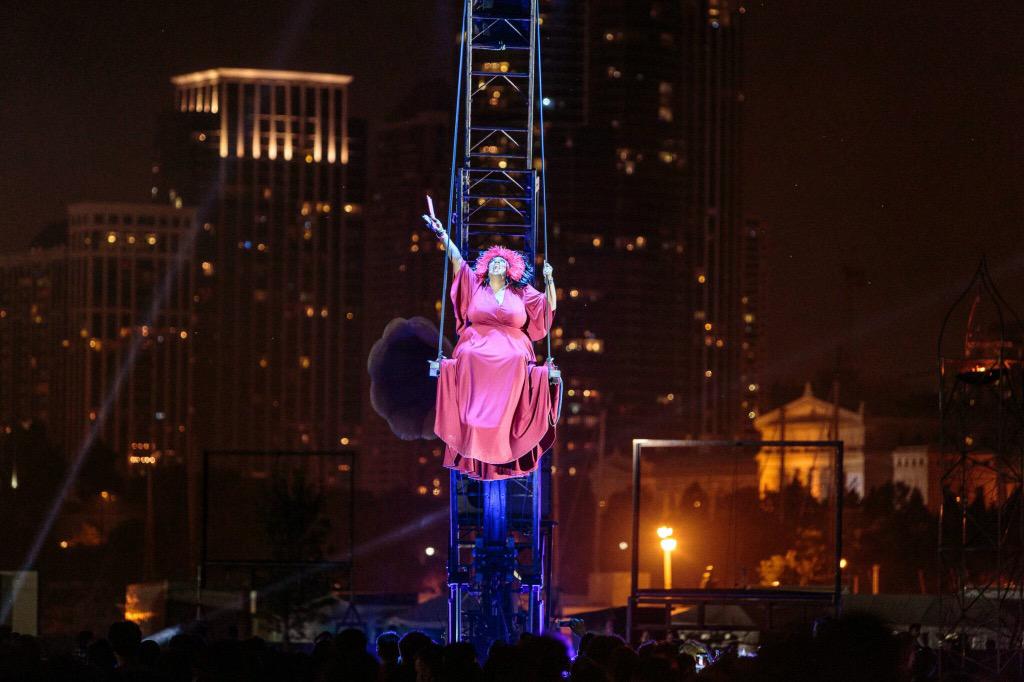 I'm still flying high! <a href="/redmoontheater/">Redmoon</a> <a href="/ChooseChicago/">Choose Chicago</a> #chifirefest