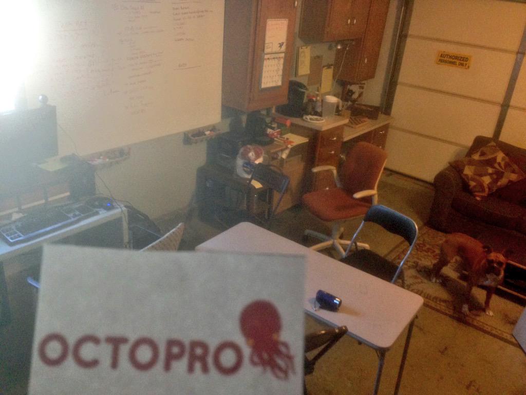 OctoProGames's tweet photo. @tacobell we are ready in our #Indiegamegarage time to put @ChulaVistaCivic on the map our second game is for you. http://t.co/vOpVtENkNK