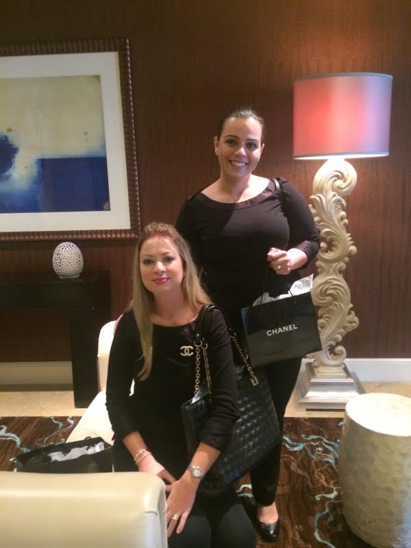 ChanelSJTC's tweet image. All the girls were @ the launch of Fall2015 collection &amp;amp; learning the newest techniques. #Chanel #FallCollection2015