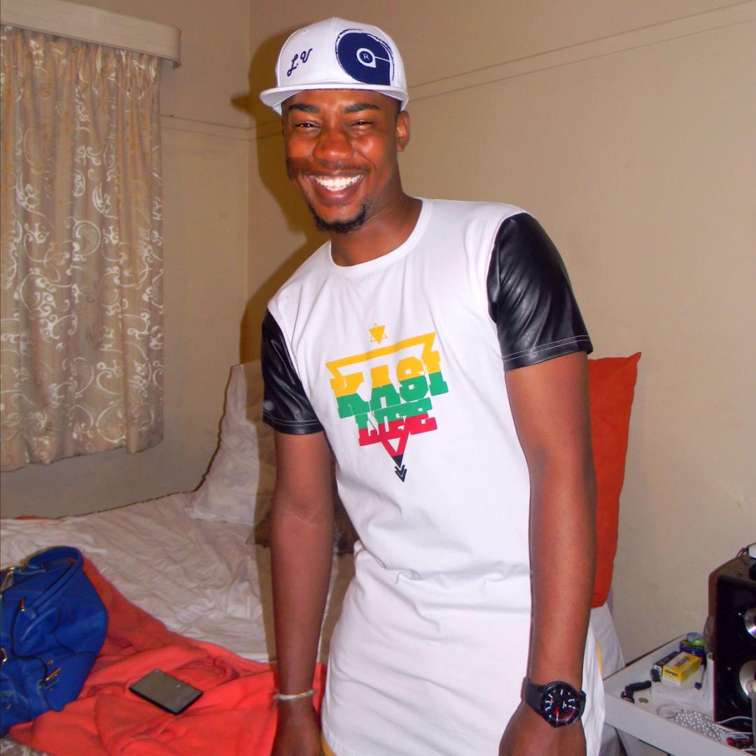 SPICE_RSA's tweet photo. Introducing Our New Brand (#KasiLife)Dashiki http://t.co/z3lCmltPzJ