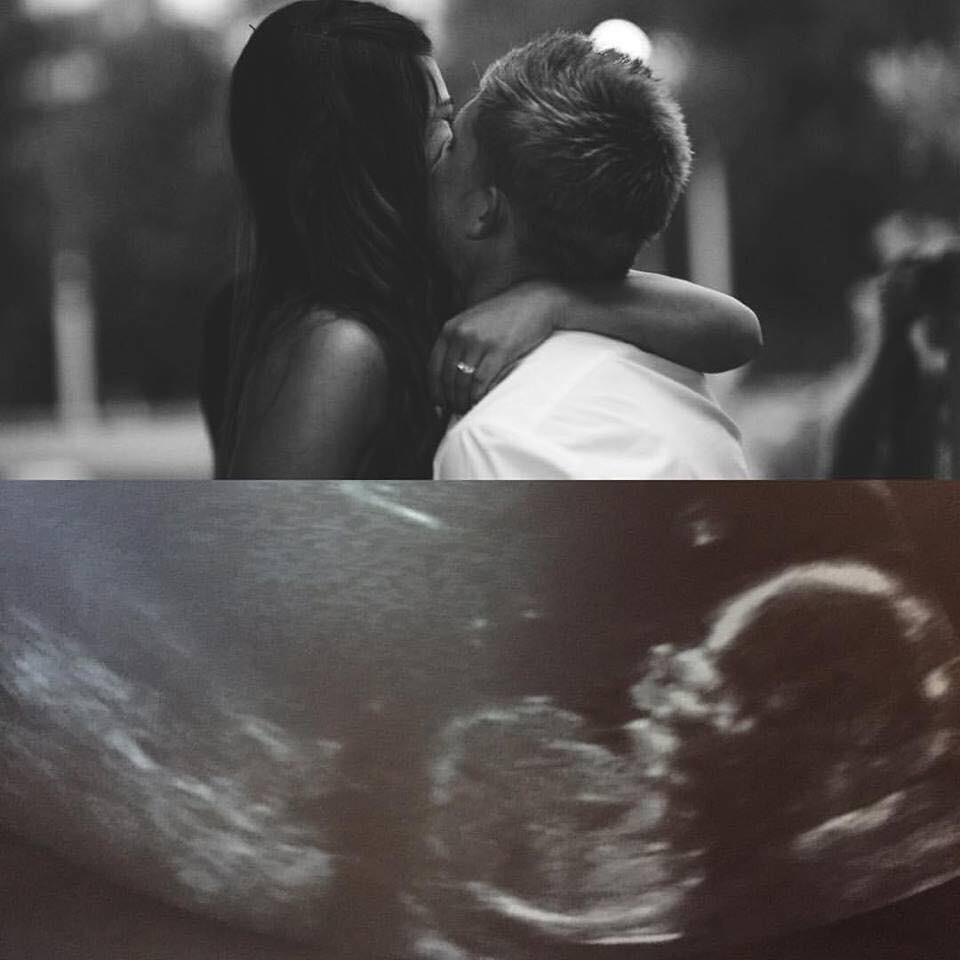 KevinDeBruyne's tweet photo. I can't wait for my little one to know how lucky he is to have this woman as his mother!! http://t.co/vAegkMRGjJ