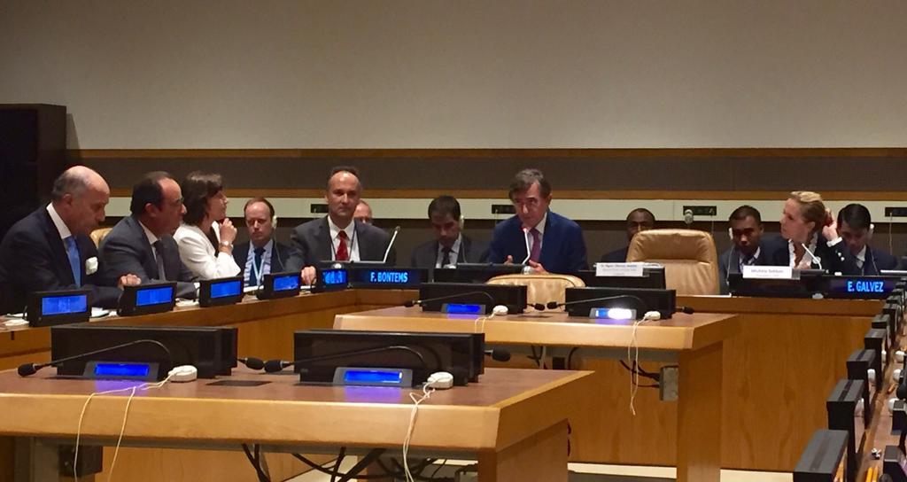 fmdv_org's tweet photo. @Michele_SABBAN debate with @fhollande @LaurentFabius @AnnickGirardin on innovative #FinancingUrbanDev #UNGA @GTF2016 http://t.co/1puVZHbMqL