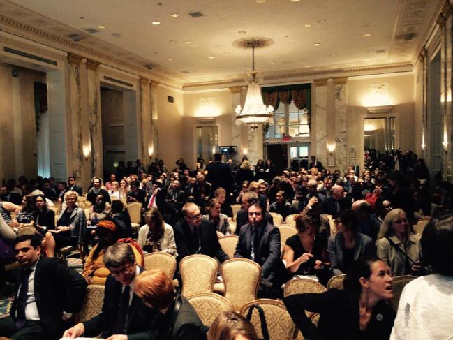 DiploKat's tweet photo. Standing room only at Global Partnership #datalaunch for the #datarevolution #GlobalGoals http://t.co/zDunKciFoC http://t.co/65hNdnvwAK