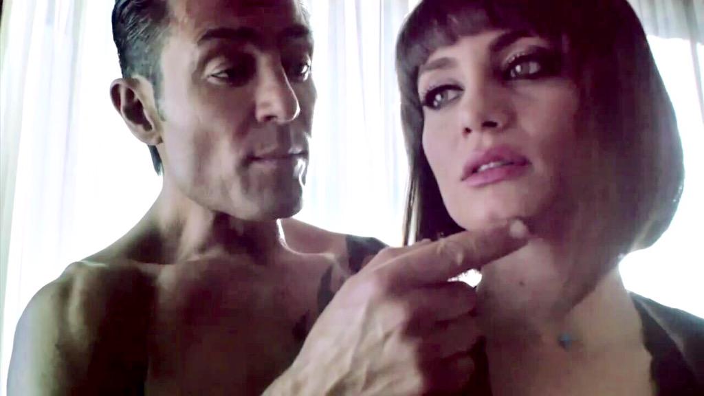 SOTOCOLUNGUEROJ's tweet photo. "@SotoColungueras: Taquito de ojo con Eladio #FernandoColuga #PasionYPoder http://t.co/M1ziUQWFSr"