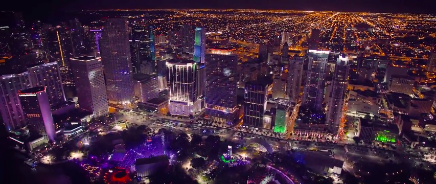 LDJsC's tweet photo. L'aftermovie de l'#UltraMusicFestival 2015 est là : http://t.co/ulUbJZGvhs #UMF #Miami #aftermovie http://t.co/wI9xOmBhV7