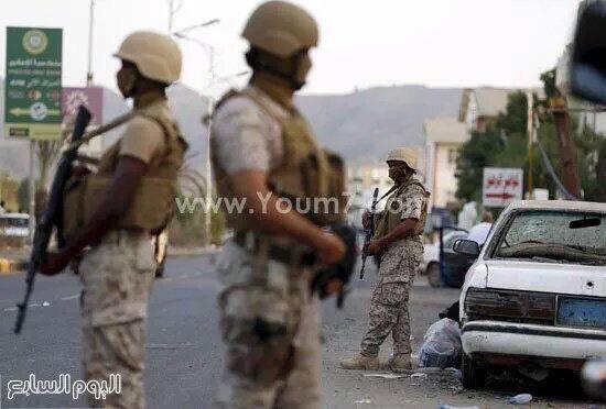 PDRY_969's tweet photo. #القوات_السعودية والإماراتية تنتشر داخل #عدن لتطهيرها وحمايتها من الميليشيات الحوثية.
#السعودية #المقاومة_الجنوبية http://t.co/jxKw8AX6cl