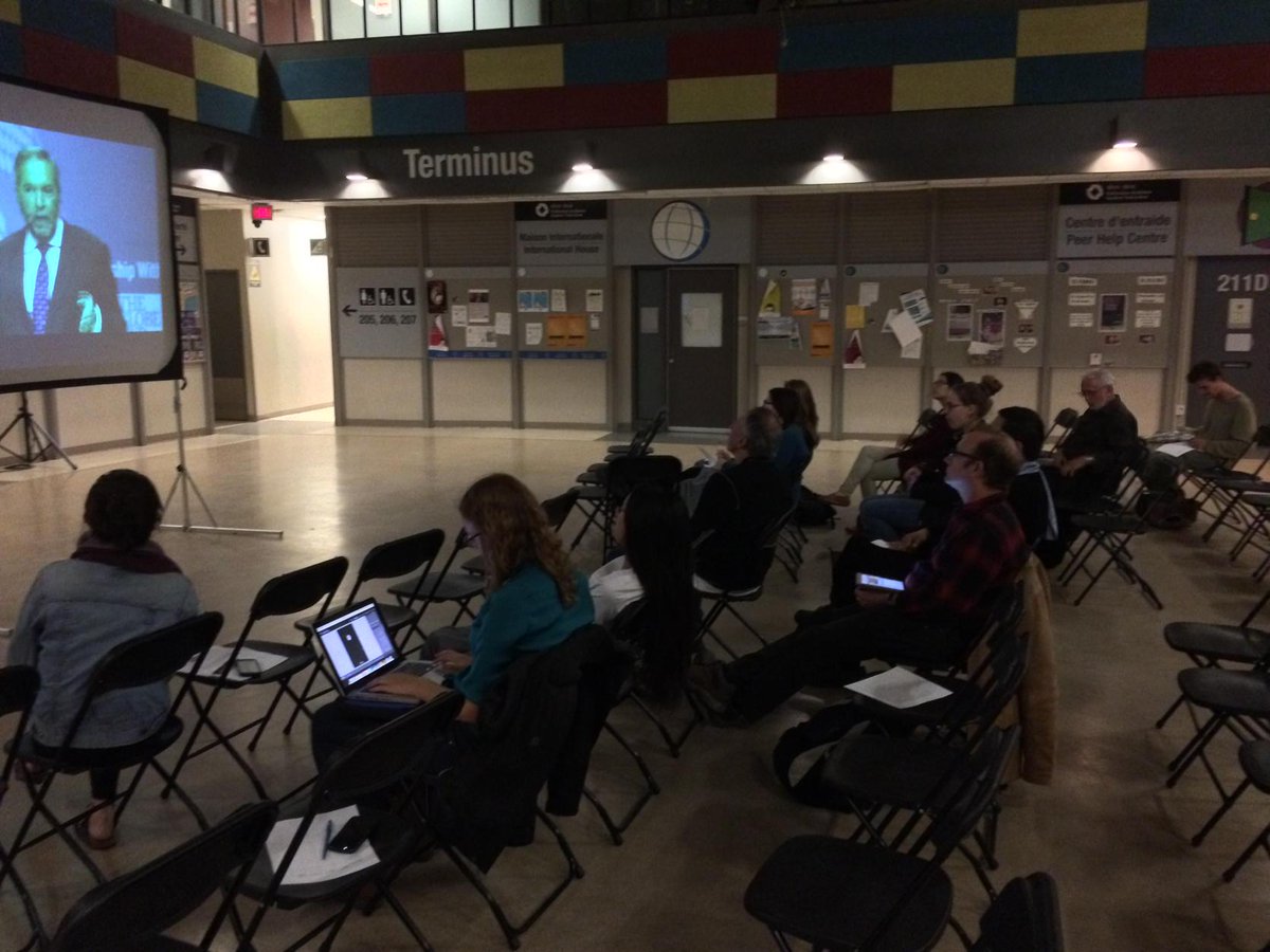 gedeon_djissa's tweet photo. Munk debate live streaming at uOttawa. #munkdebate @ResultsCda #Trudeau cares about maternal mortality http://t.co/N6KM8niouJ