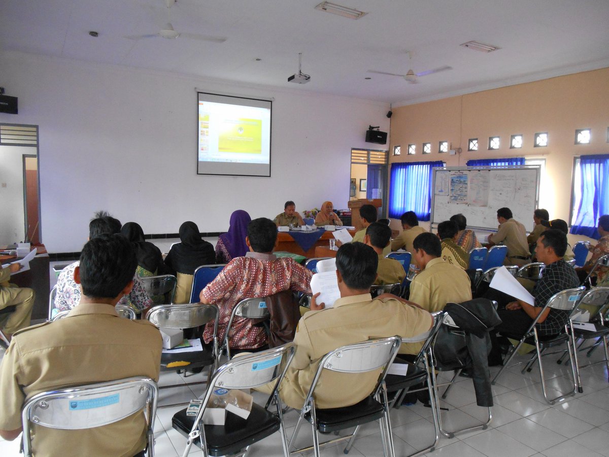 soaialisasi Permen LHK 21, 2015.Dokumen angkut kayu di Jawa cukup Nota Angkutan..SKAU tidak berlaku lagi.<a href="/bupatikbm/">M. Yahya Fuad</a>